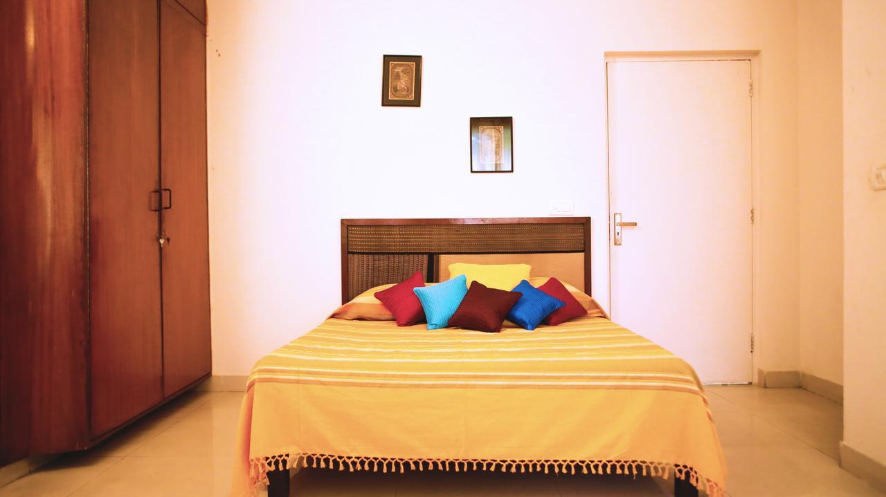 Roots Hostel New Delhi Exterior photo